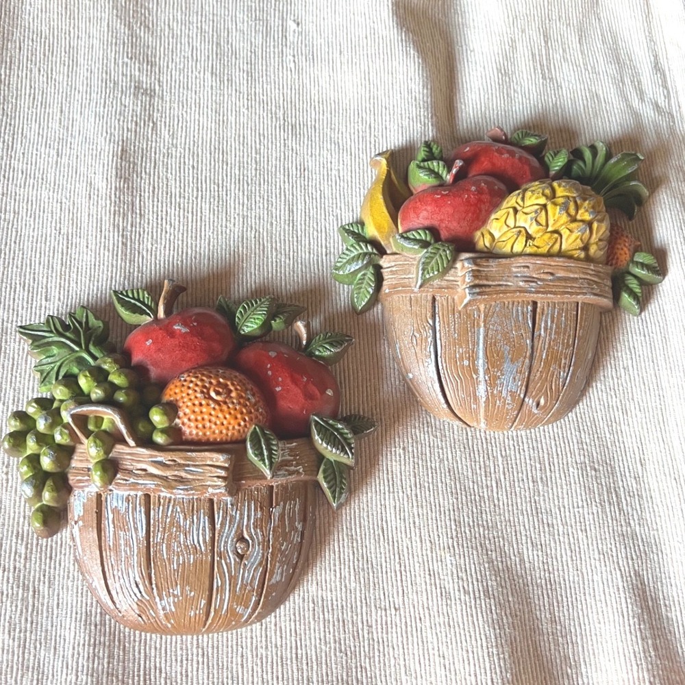 Vintage 1978 Sexton USA Metal Fruit Basket Wall Art Plaques Set of 2 1199-53